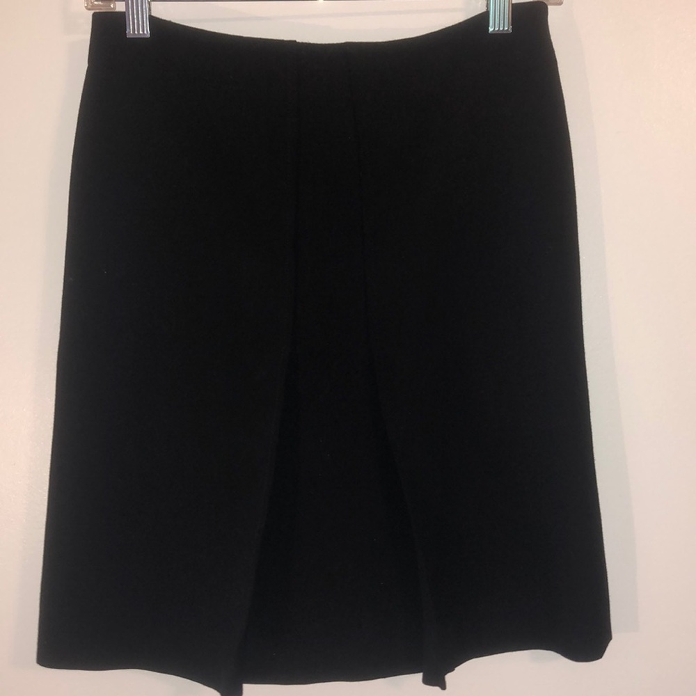 Ann Taylor pencil skirt slight flair in front